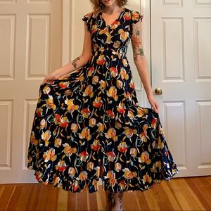 Flowy retro floral button-down maxi with POCKETS